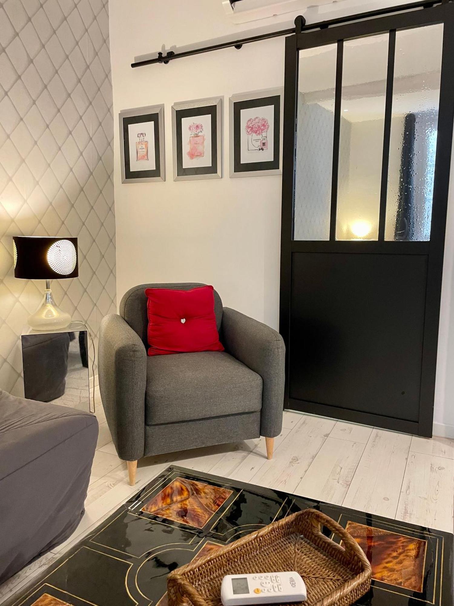 Apartamento Les Remparts Antibes Location Exterior foto
